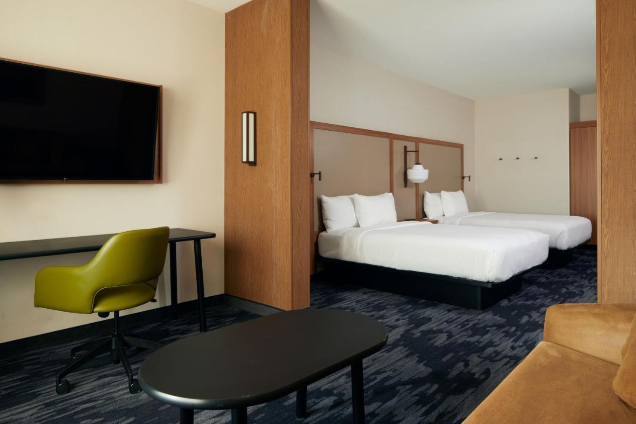 Fairfield By Marriott Inn & Suites Palmdale West Exterior photo