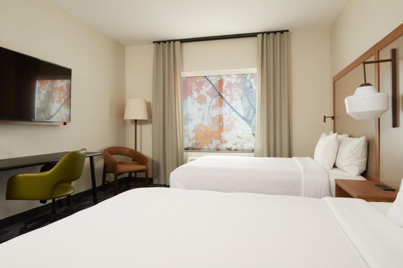 Fairfield By Marriott Inn & Suites Palmdale West Exterior photo